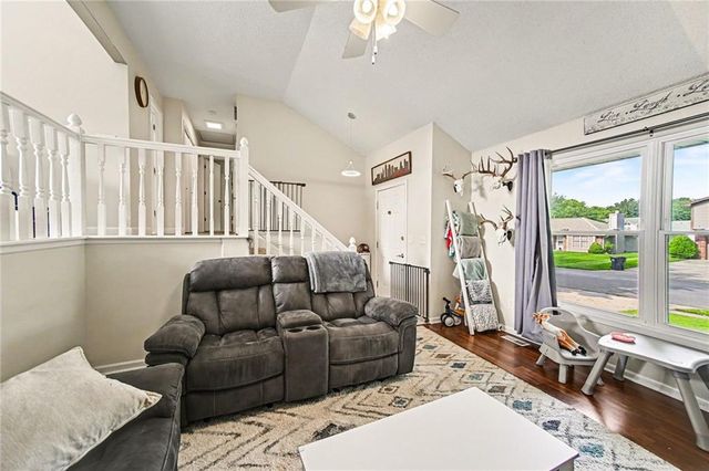 201 Cross Creek Drive, Grain Valley, MO 64029