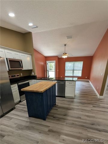 2175 W Geer Place, Dunnellon, FL 34434
