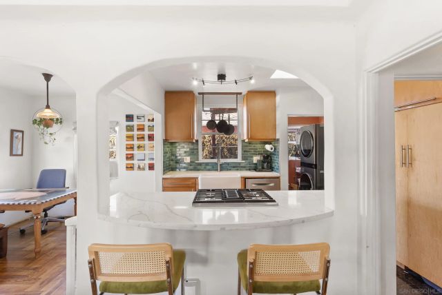 2003 Ebers Street, San Diego, CA 92107