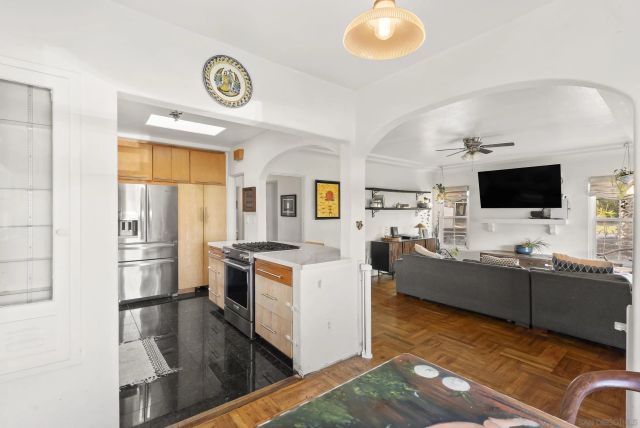 2003 Ebers Street, San Diego, CA 92107