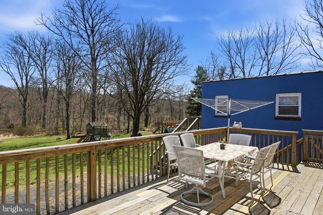 496 COVERED BRIDGE RD, Quakertown, PA 18951