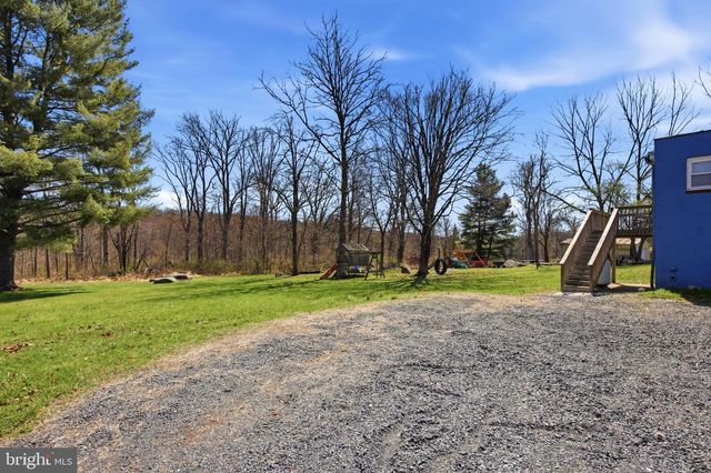 496 COVERED BRIDGE RD, Quakertown, PA 18951