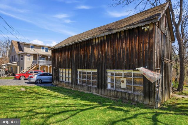 496 COVERED BRIDGE RD, Quakertown, PA 18951