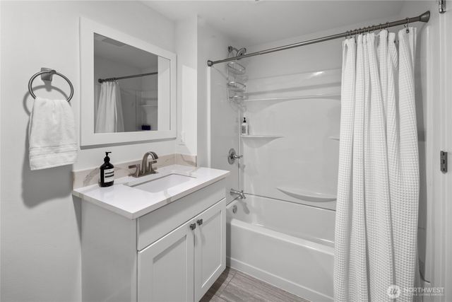 3303 37th Avenue W, Seattle, WA 98199
