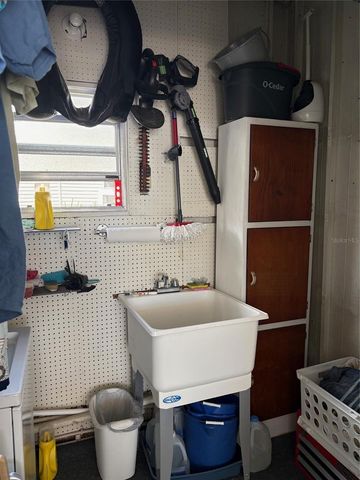 10297 N LAKE DRIVE 79, Largo, FL 33773