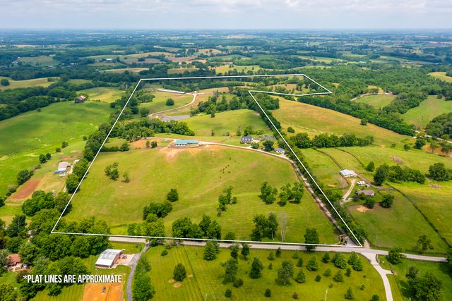 493 Levy Road, Paris, KY 40361