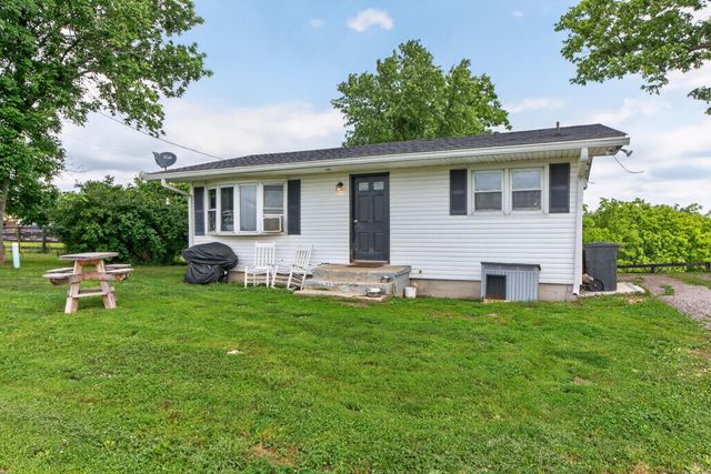 493 Levy Road, Paris, KY 40361
