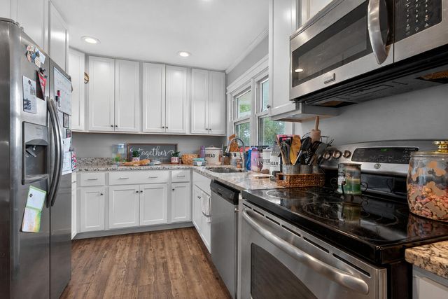 493 Levy Road, Paris, KY 40361