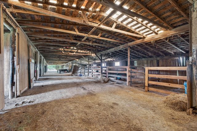 493 Levy Road, Paris, KY 40361