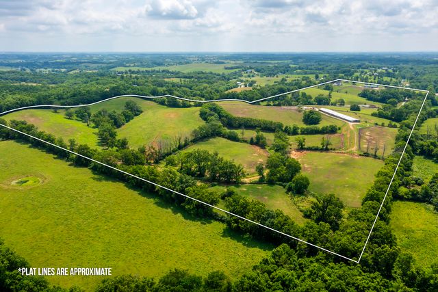 493 Levy Road, Paris, KY 40361