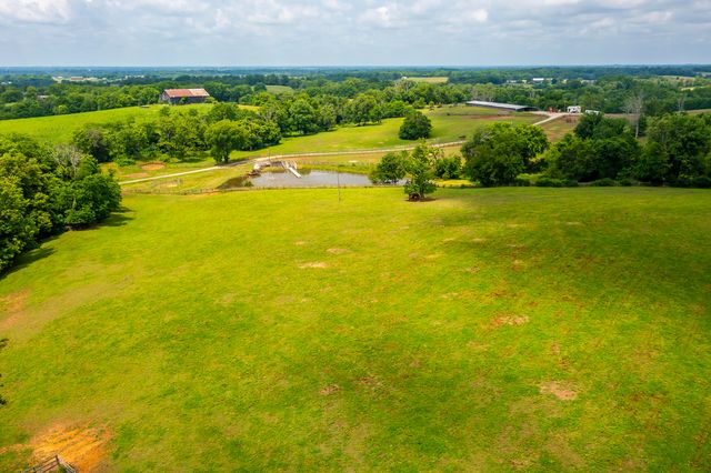 493 Levy Road, Paris, KY 40361