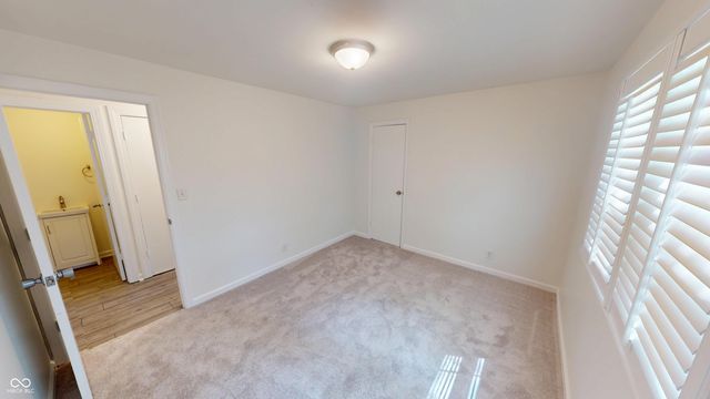 4254 Wanamaker Drive, Indianapolis, IN 46239