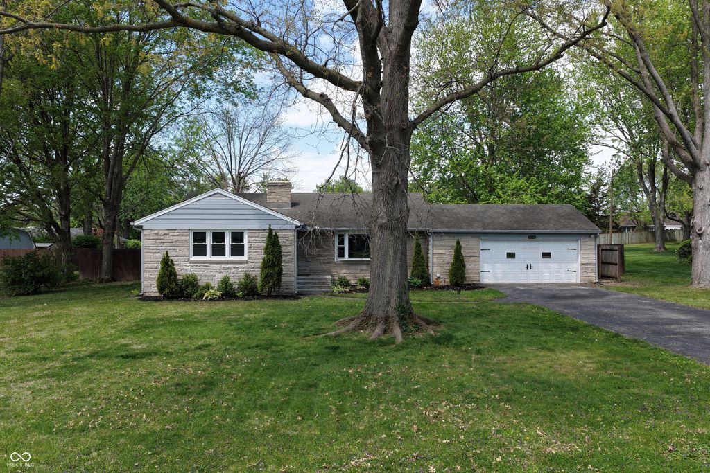 4254 Wanamaker Drive, Indianapolis, IN 46239