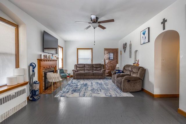714 N ONEIDA STREET, Appleton, WI 54911