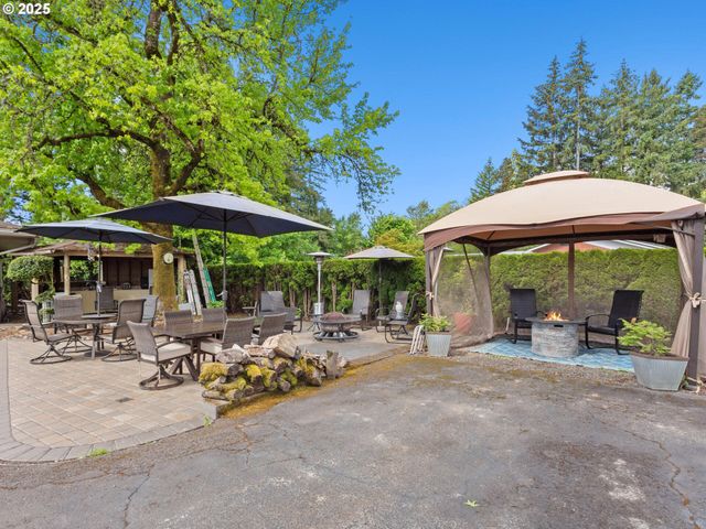11946 Se BOYER Rd, Mc Minnville, OR 97128