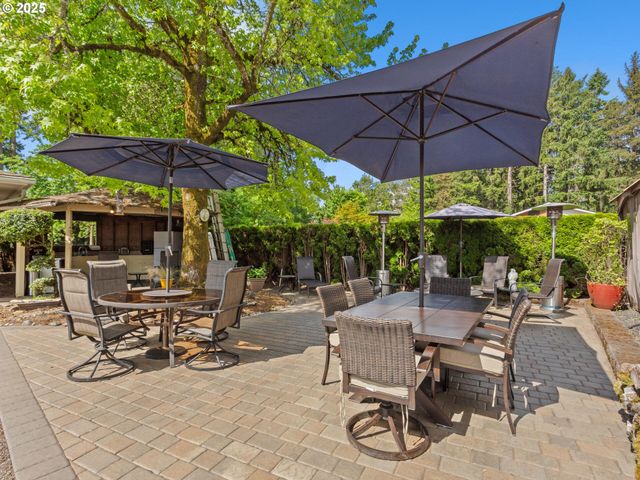 11946 Se BOYER Rd, Mc Minnville, OR 97128