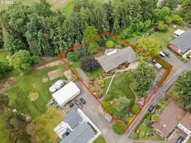 11946 Se BOYER Rd, Mc Minnville, OR 97128