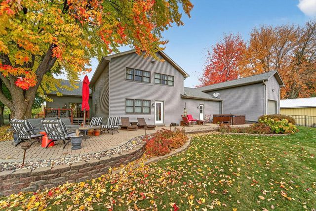 1881 W Main STREET, Little Chute, WI 54911