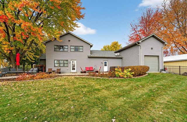 1881 W Main STREET, Little Chute, WI 54911