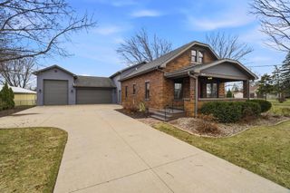 1881 W Main STREET, Little Chute, WI 54911