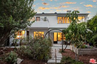 4966 Ambrose Avenue, Los Angeles, CA 90027