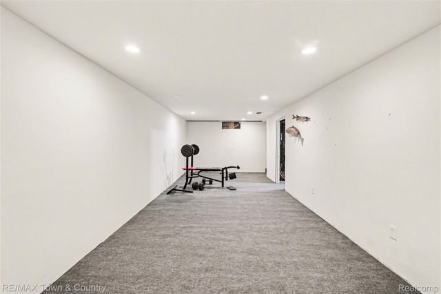 6360 W Frances Road, Vienna Charter Township, MI 48420