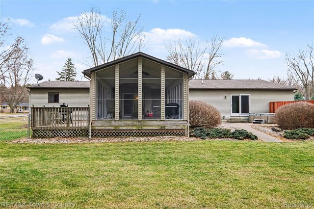 6360 W Frances Road, Vienna Charter Township, MI 48420