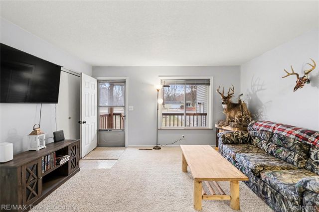 6360 W Frances Road, Vienna Charter Township, MI 48420