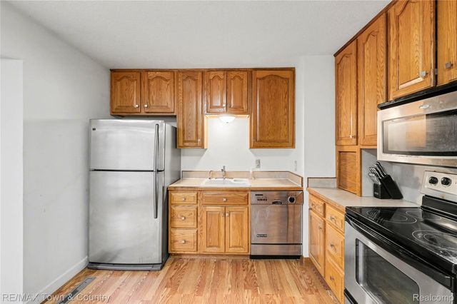 6360 W Frances Road, Vienna Charter Township, MI 48420