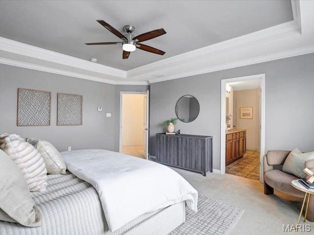 718 Savannah Crossing Way, Chesterfield, MO 63017