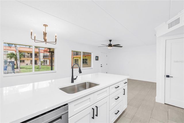 10375 PARADISE BOULEVARD 51, Treasure Island, FL 33706