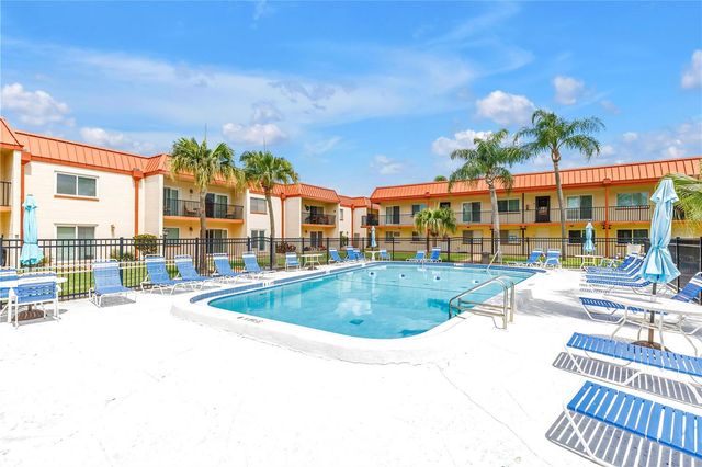 10375 PARADISE BOULEVARD 51, Treasure Island, FL 33706