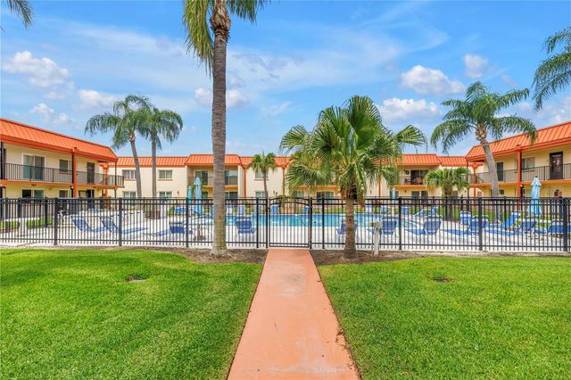 10375 PARADISE BOULEVARD 51, Treasure Island, FL 33706