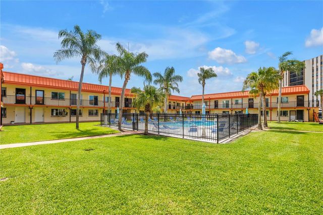 10375 PARADISE BOULEVARD 51, Treasure Island, FL 33706