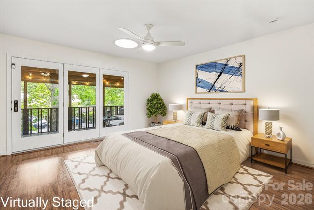 205 N Scarlet Oak Lane, Hendersonville, NC 28791