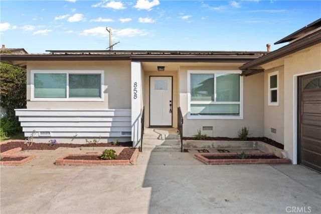 858 W Yale, Ontario, CA 91762