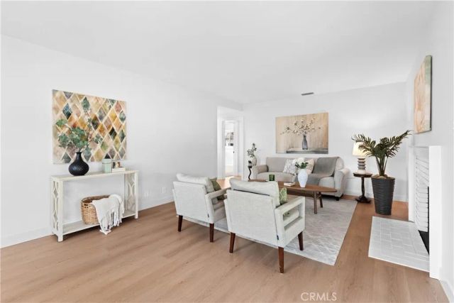 858 W Yale, Ontario, CA 91762