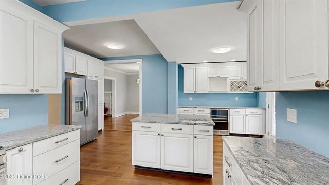 2221 Lowell Ave, Louisville, KY 40205