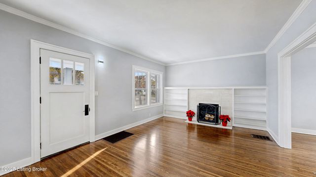 2221 Lowell Ave, Louisville, KY 40205