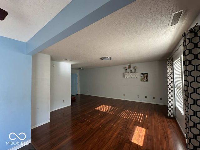 6424 Alonzo Drive, Indianapolis, IN 46217