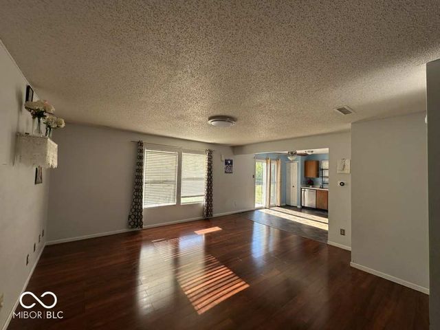 6424 Alonzo Drive, Indianapolis, IN 46217