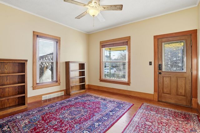 1020 KANSAS CITY, Rapid City, SD 57701