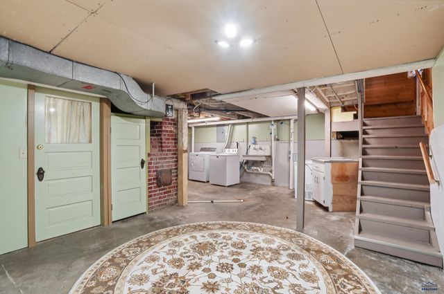 1020 KANSAS CITY, Rapid City, SD 57701