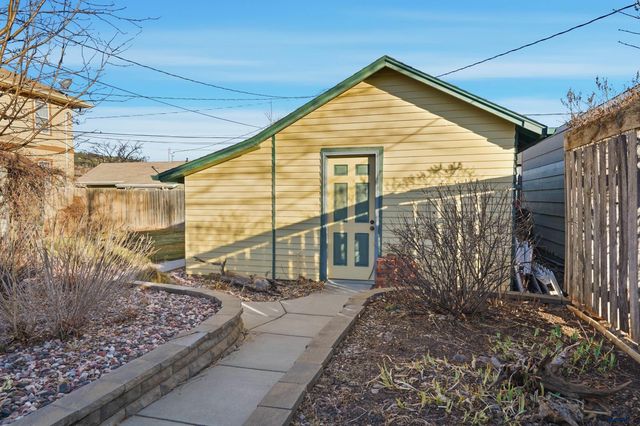 1020 KANSAS CITY, Rapid City, SD 57701