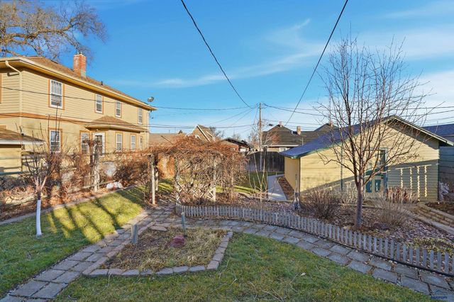 1020 KANSAS CITY, Rapid City, SD 57701