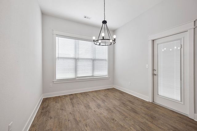 2881 E Bitterroot Street, Fayetteville, AR 72701