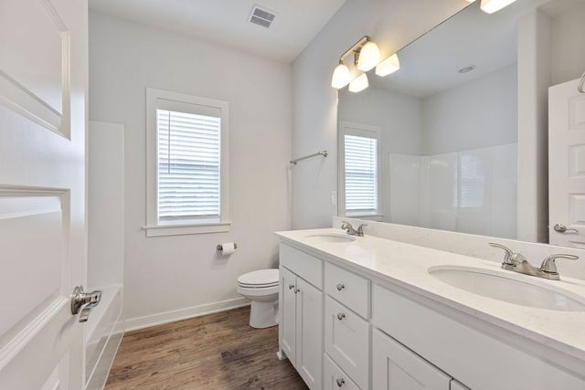 2881 E Bitterroot Street, Fayetteville, AR 72701