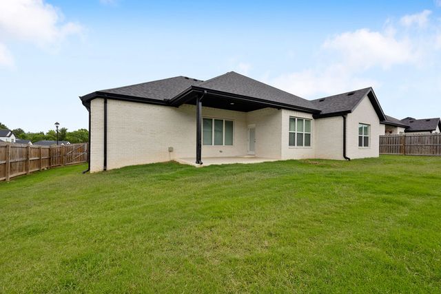 2881 E Bitterroot Street, Fayetteville, AR 72701