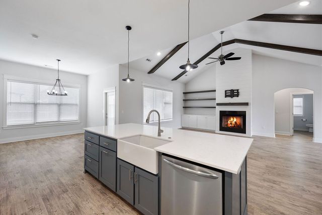 2881 E Bitterroot Street, Fayetteville, AR 72701