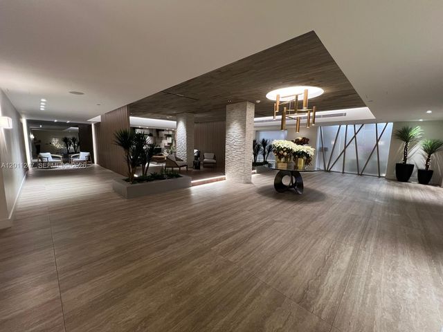 2301 Collins Ave 632, Miami Beach, FL 33139